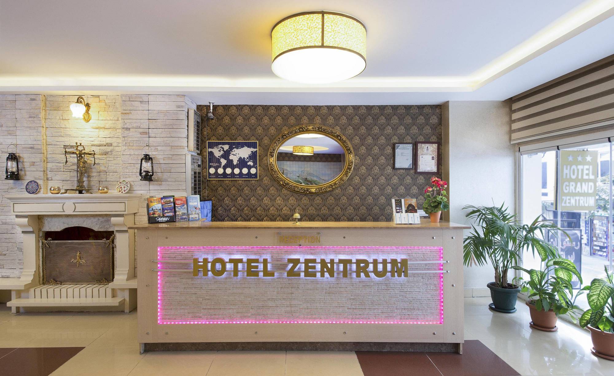 Grand Zentrum Hotel & Cafe Restaurant - Taksim Square İstanbul Dış mekan fotoğraf